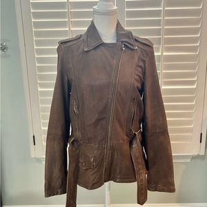 Size 6 Lamb Leather jacket. Belted. Ralph Lauren.